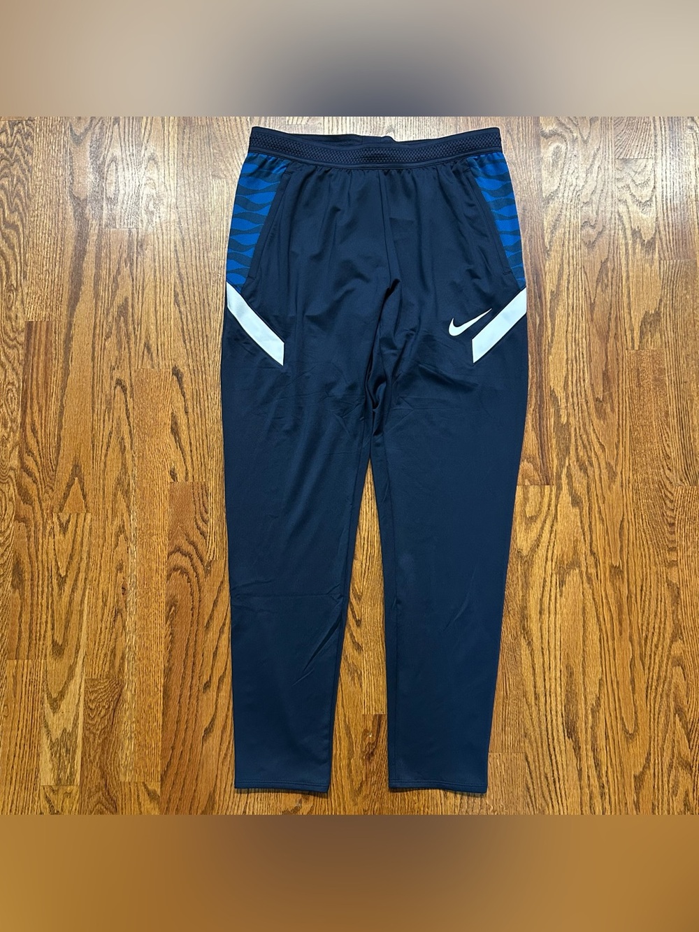 Nike Soccer Strike 21 Pants Womens Navy Blue Joggers Size M CW6093-451 NEW